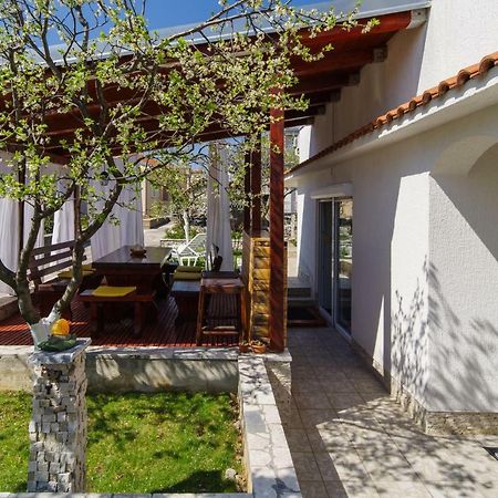Apartment Sarar Crikvenica Exterior foto