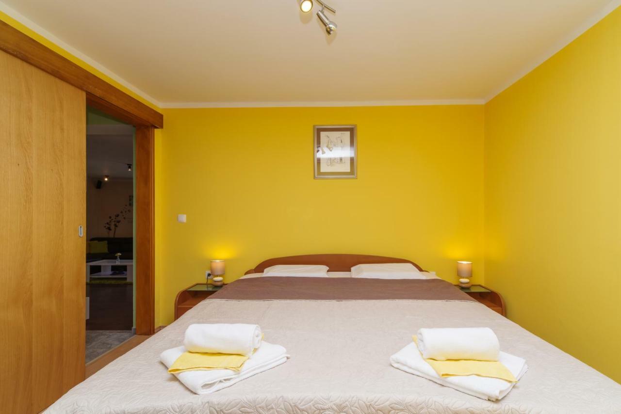 Apartment Sarar Crikvenica Exterior foto